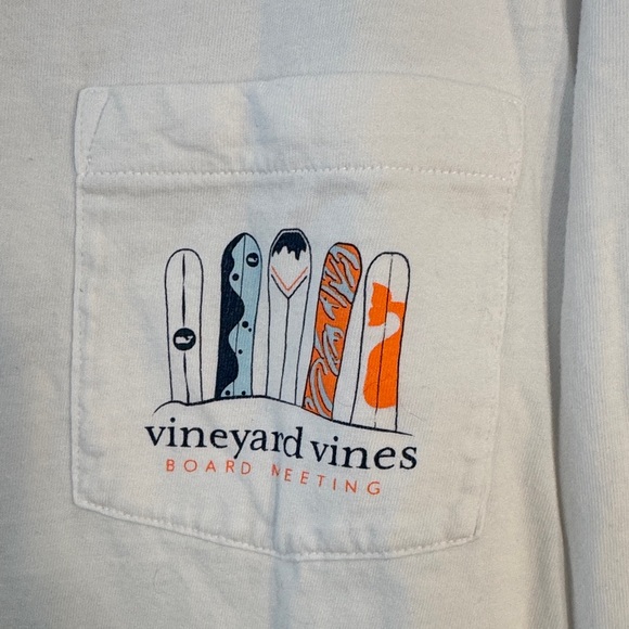 Vineyard Vines Men's White Long Sleeve Tee with Surfboard Pocket - Picture 3 of 5